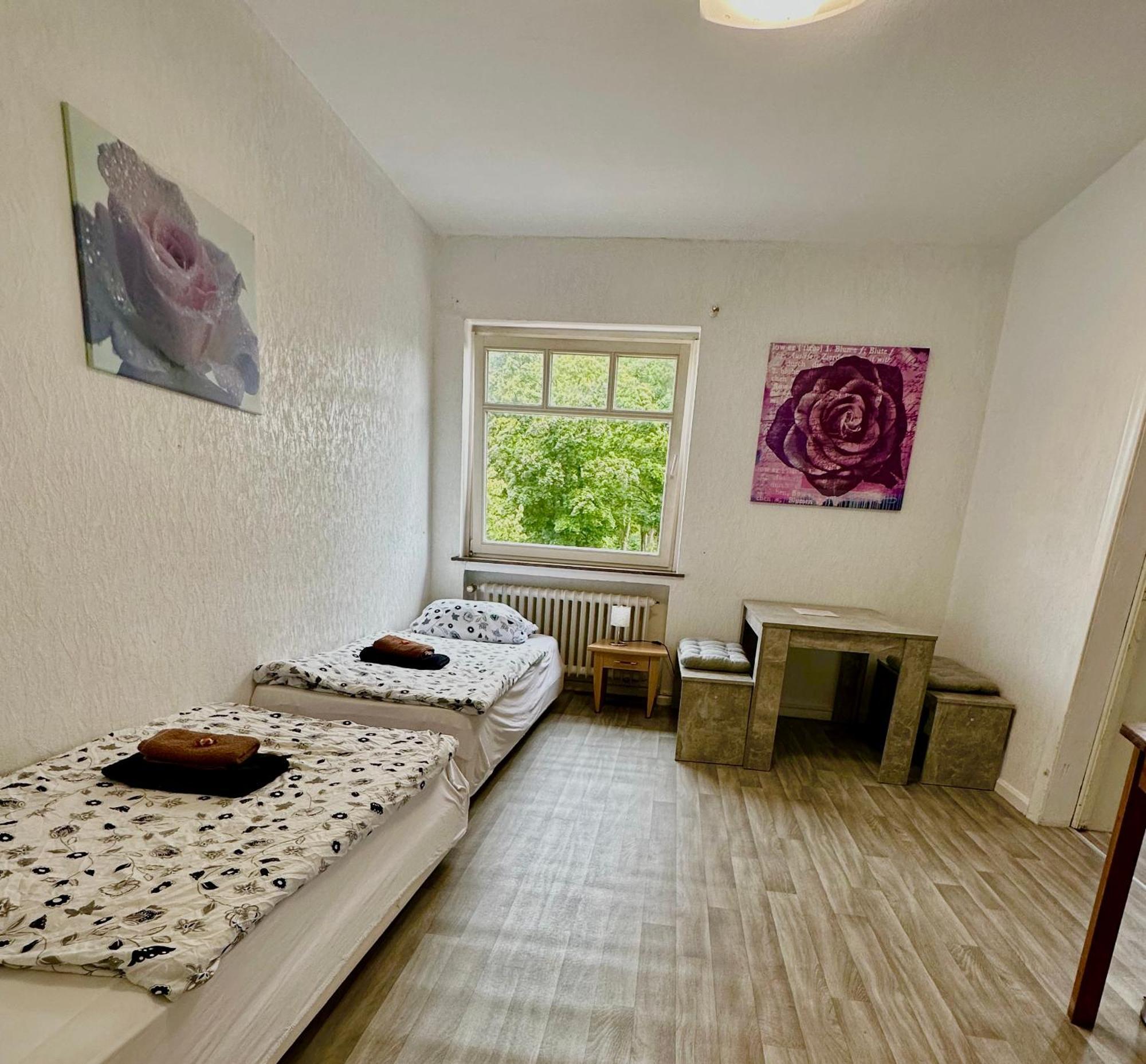 Pension Zum Burggrafen เดลเมนฮอร์สท์ ภายนอก รูปภาพ